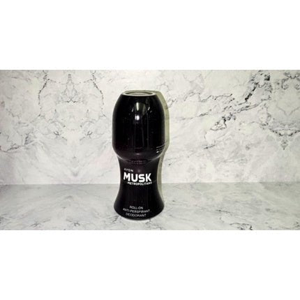 Avon Musk Metropolitan For Him Deodorant Roll-On Cedar Leaf Cypress 50ml - Maison des fragrances