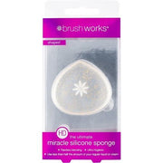 Brushworks HD Miracle Silicone Shaped Sponge - Maison des fragrances