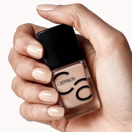 Catrice ICONAILS Gel Lacquer Nail Polish No. 174 Nude Long - Lasting Glossy Acetone - Free Vegan Without Microplastic Particles Without Preservatives 10.5ml - Maison des fragrances