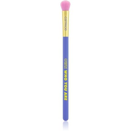 Catrice Round Eyeshadow Brush Own Who You Are 1 piece - Maison des fragrances