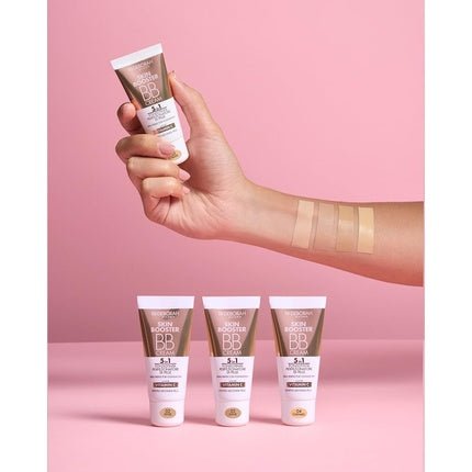 Deborah Milano BB Cream Skin Booster with Vitamin C SPF 15 30ml 01 Nude - Maison des fragrances