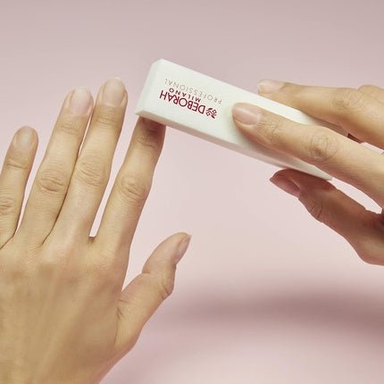 Deborah Milano Professional Nail Polish No. 24 Porcelain Plumping Effect Long - lasting for Intense and Shiny Nails 4.5ml - Maison des fragrances