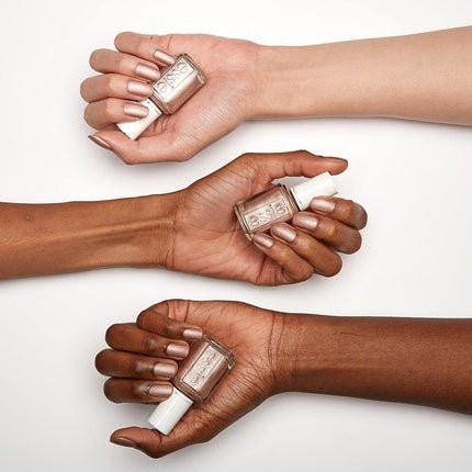 Essie Nail Polish Call Your Bluff - Maison des fragrances