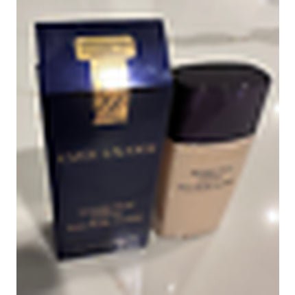 Estee Lauder Invisible Fluid Makeup 2CN1 Pure Beige - Maison des fragrances