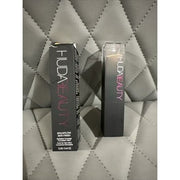 Huda Beauty FauxFilter Skin Surface Buildable Coverage Foundation Stick Latte - Maison des fragrances