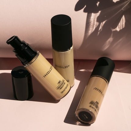 Inglot AMC Cream Foundation with Natural Coverage and Highlighter Formula for Radiant Skin 30ml MW200 - Maison des fragrances