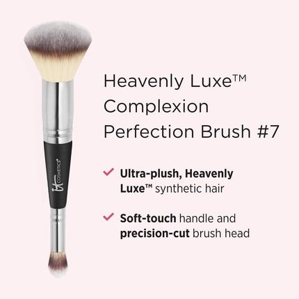 IT Cosmetics Dual Airbrush Foundation Concealer Brush 0.5oz - Maison des fragrances
