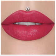 Jeffree Star Cosmetics Velvet Trap Pigment - Rich Lip Color with a Luxurious Velvet - Matte Texture Lipstick Cherry Wet Medium 0.14 Ounce - Maison des fragrances