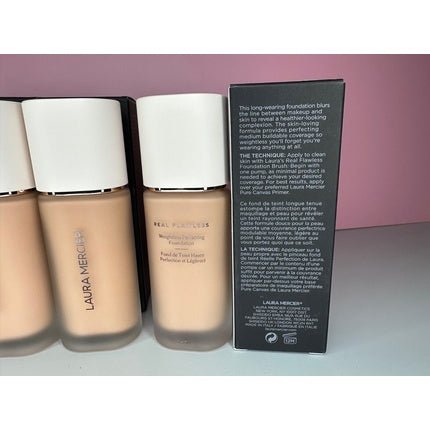 Laura Mercier Real Flawless Weightless Perfecting Foundation - Maison des fragrances