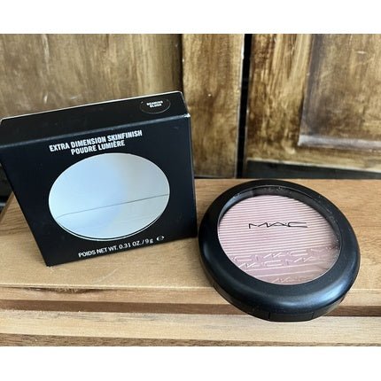 MAC Extra Dimension Skinfinish Liquid Powder Beaming Blush Highlighter 0.31 Oz - Maison des fragrances