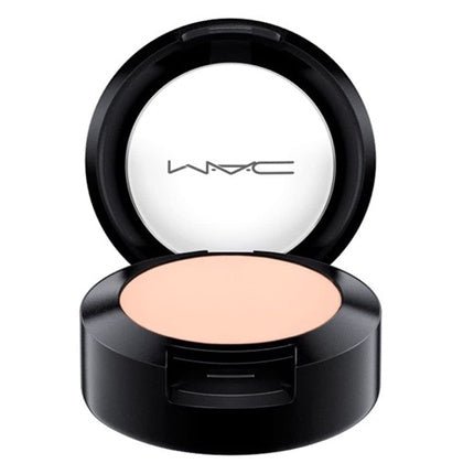 MAC Studio Finish SPF 35 Concealer NW10 - Maison des fragrances