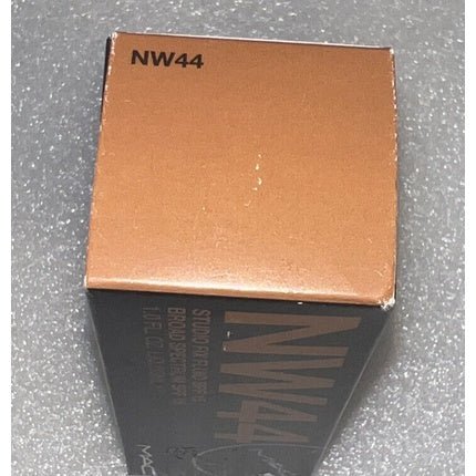 Mac Studio Fix Fluid Foundation Spf 15 30ml - Maison des fragrances
