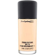 MAC Studio Fix Fluid SPF 15 Foundation NC10 30ml - Maison des fragrances
