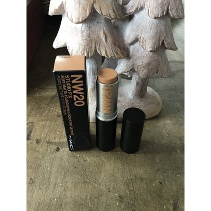 Mac Studio Fix Soft Matte Foundation Stick NW13 - Maison des fragrances