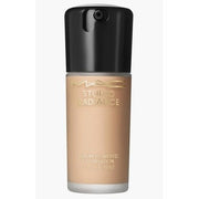 MAC Studio Radiance Serum Powered Foundation NW18 - Maison des fragrances