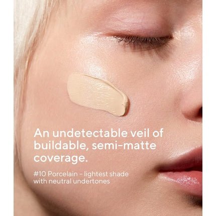 MÁDARA Organic Skincare SKINONYM Semi - Matte Peptide Foundation 10 Porcelain 30ml - Maison des fragrances