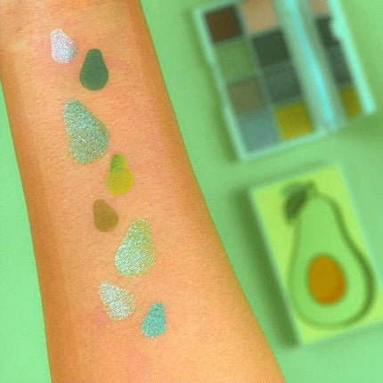 Makeup Revolution Tasty Peach Shadow Palette - Maison des fragrances