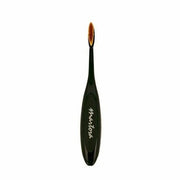 Martora N4 Oval Makeup Brush - Maison des fragrances