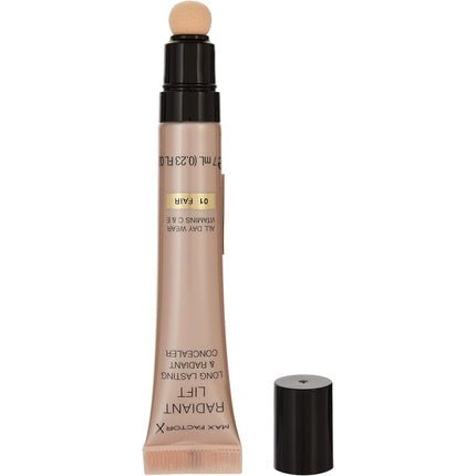 Max Factor Radiant Lift Hydrating and Brightening Concealer with Vitamins C and E 7ml 10 Fair - Maison des fragrances