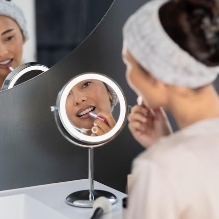 Medisana Cm 844 Cosmetic Mirror Table Mirror with Lights - Maison des fragrances
