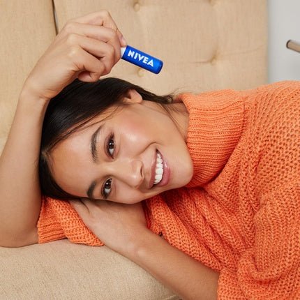 Nivea Original Nourishing Lipstick 4.8g - Maison des fragrances