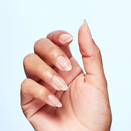 OPI Nature Strong Quick Dry Vegan Nail Polish Base Coat 15ml - Maison des fragrances