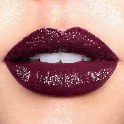 Revlon Super Lustrous Lipstick High Impact Lipcolor with Moisturizing Creamy Formula Infused with Vitamin E and Avocado Oil in Plum Berry 1 Count - Maison des fragrances
