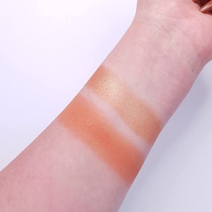 Revolution Relove Blushed Duo Blush & Highlighter Queen - Maison des fragrances