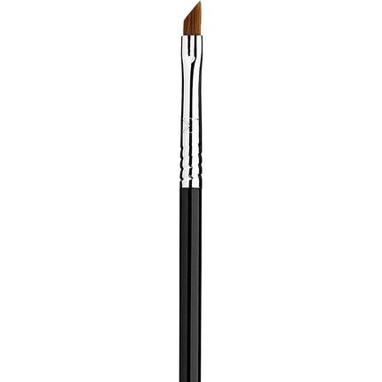 Sigma Beauty E06 Winged Liner Makeup Brush with Small Sharply Angled Brush Tip - Maison des fragrances