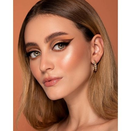 Sigma Beauty GlowKissed Highlight Palette Highlighted Warm Tones Golden Hour Glow Vibes 6 Highlighter Shades Mirror Included Cruelty - Free Vegan Makeup Palette - Maison des fragrances