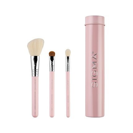 Sigma Beauty Travel Essential Trio Makeup Brush Set for Foundation Powder Eyeshadow 3 Tool Brushes with Brush Tin Holder Light Pink - Maison des fragrances