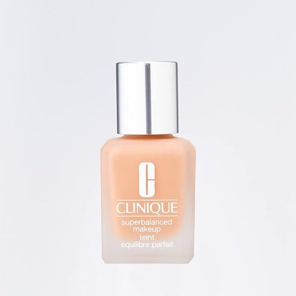 Superbalanced Fluid 12 Honeyed Beige 30ml - Maison des fragrances