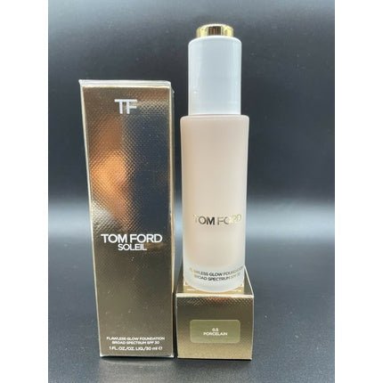 Tom Ford Soleil Flawless Glow Foundation 30ml SPF30 10 Chestnut - Maison des fragrances