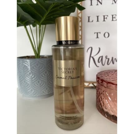 Victoria's Secret Coconut Passion Fragrance Mist Body Coffret (Coffret) Mixte 248ml - Maison des fragrances