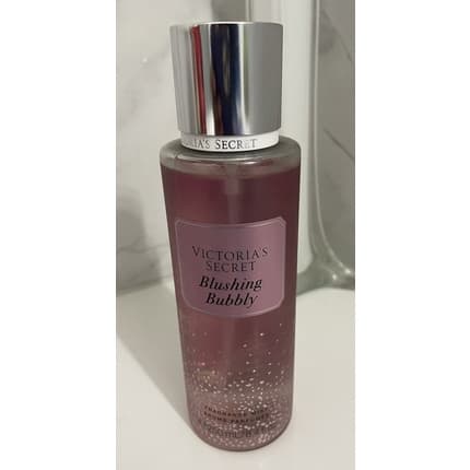 Victoria's Secret Victoria's Secret Body Mist Blushing Bubbly 8.4 fl.oz Unisexe - Maison des fragrances