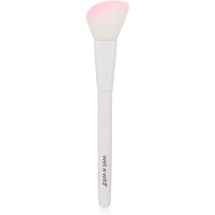 Wet 'n' Wild Makeup Brush Contour Brush Plush Angled Brush to Fit the Contours of Your Face Sculpt and Shape Easy - to - use Makeup Brushes Contouring Brush - Maison des fragrances